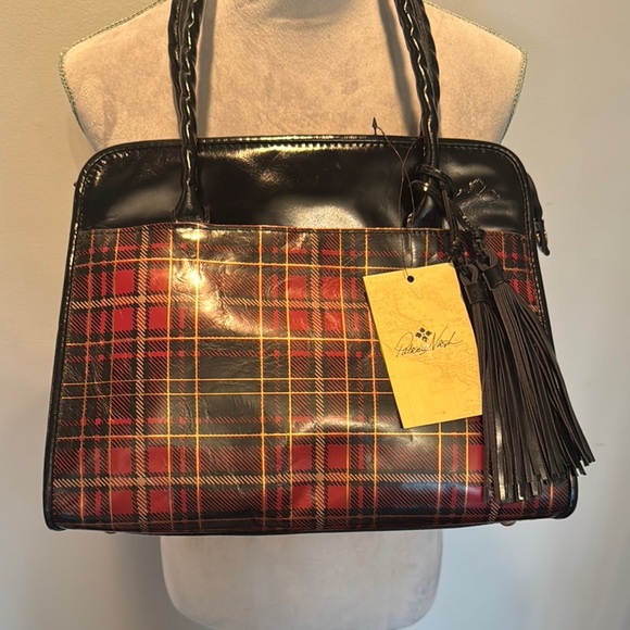 Patricia Nash Classic Black and Red Plaid Shoulder Bag NWT - Picture 3 of 15